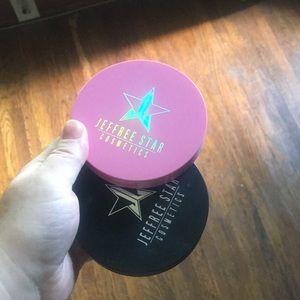 Jeffree Star highlighters/ skin frosts